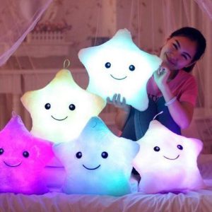 Coussin Étoile Lumineuse Peluche Décoratif pour Enfants et Adultes - Style Mignon et Ambiance Douce