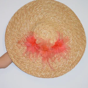 Capeline fleurs & plumes roses