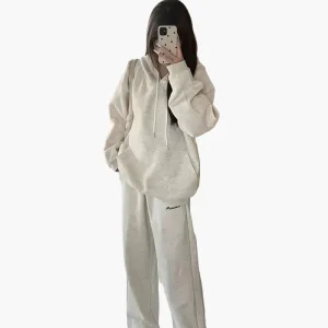 Ensemble décontracté femme hoodie et pantalon ample style urbain
