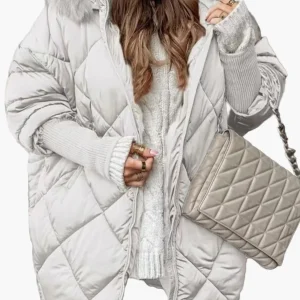 Manteau doudoune oversize à capuche pour femme, style chic et décontracté, idéal pour l'hiver